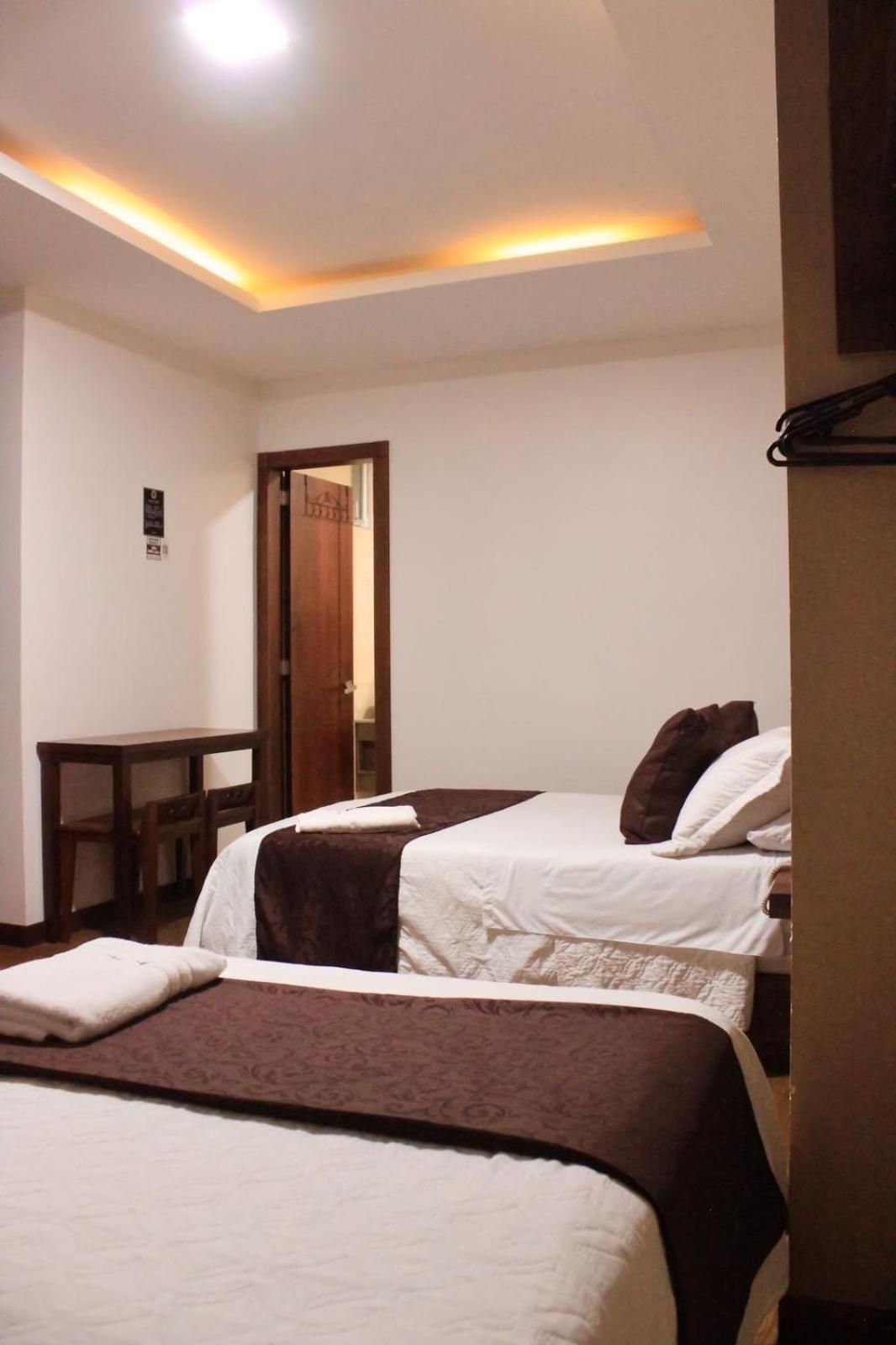 Hostal Camil Loja Eksteriør bilde